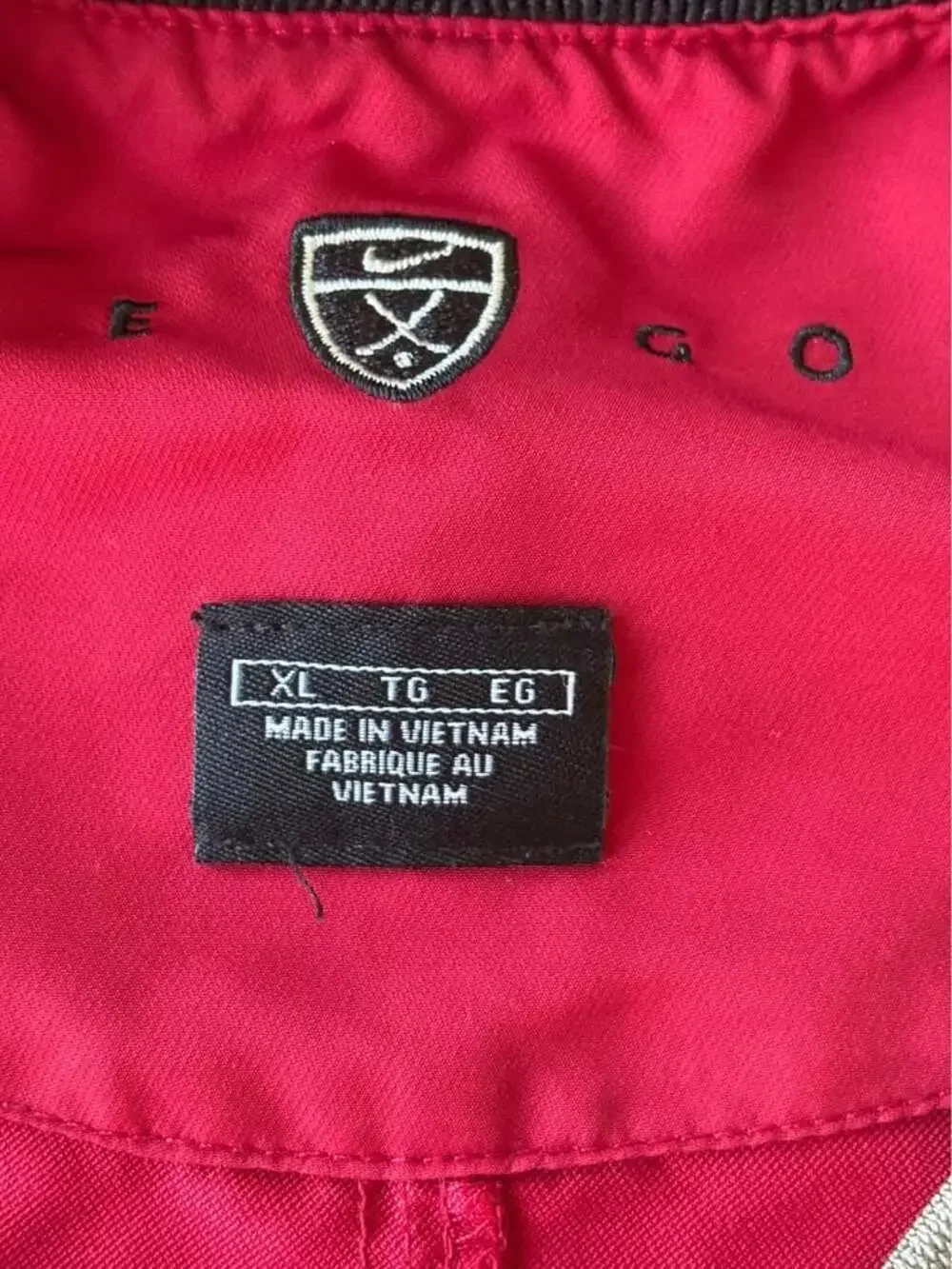 Vintage Nike Golf V-Neck Pullover Windshirt Red Mens XL Savannah Harbor Georgia